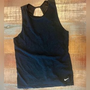 Nike dri fit top sheer panels S EUC